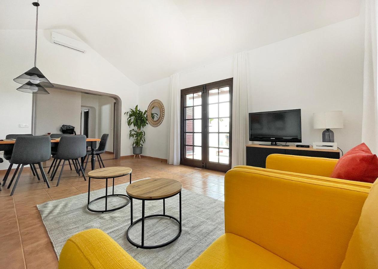 Villa Charlotte Tías Екстериор снимка