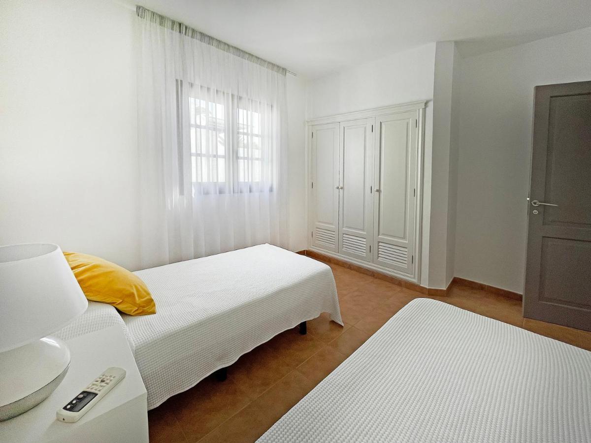 Villa Charlotte Tías Екстериор снимка